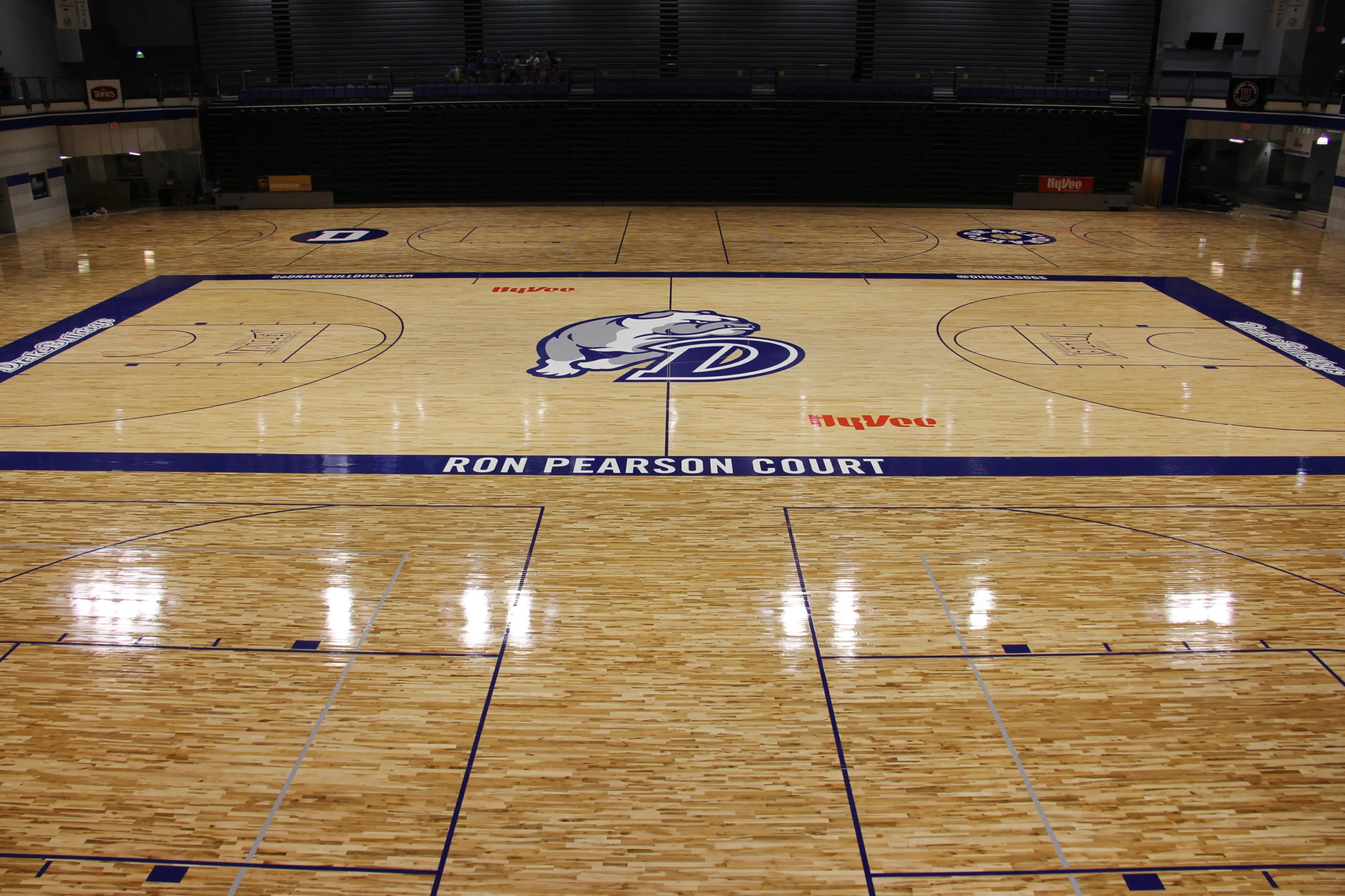A basketball court with the words ron pearson court on it.